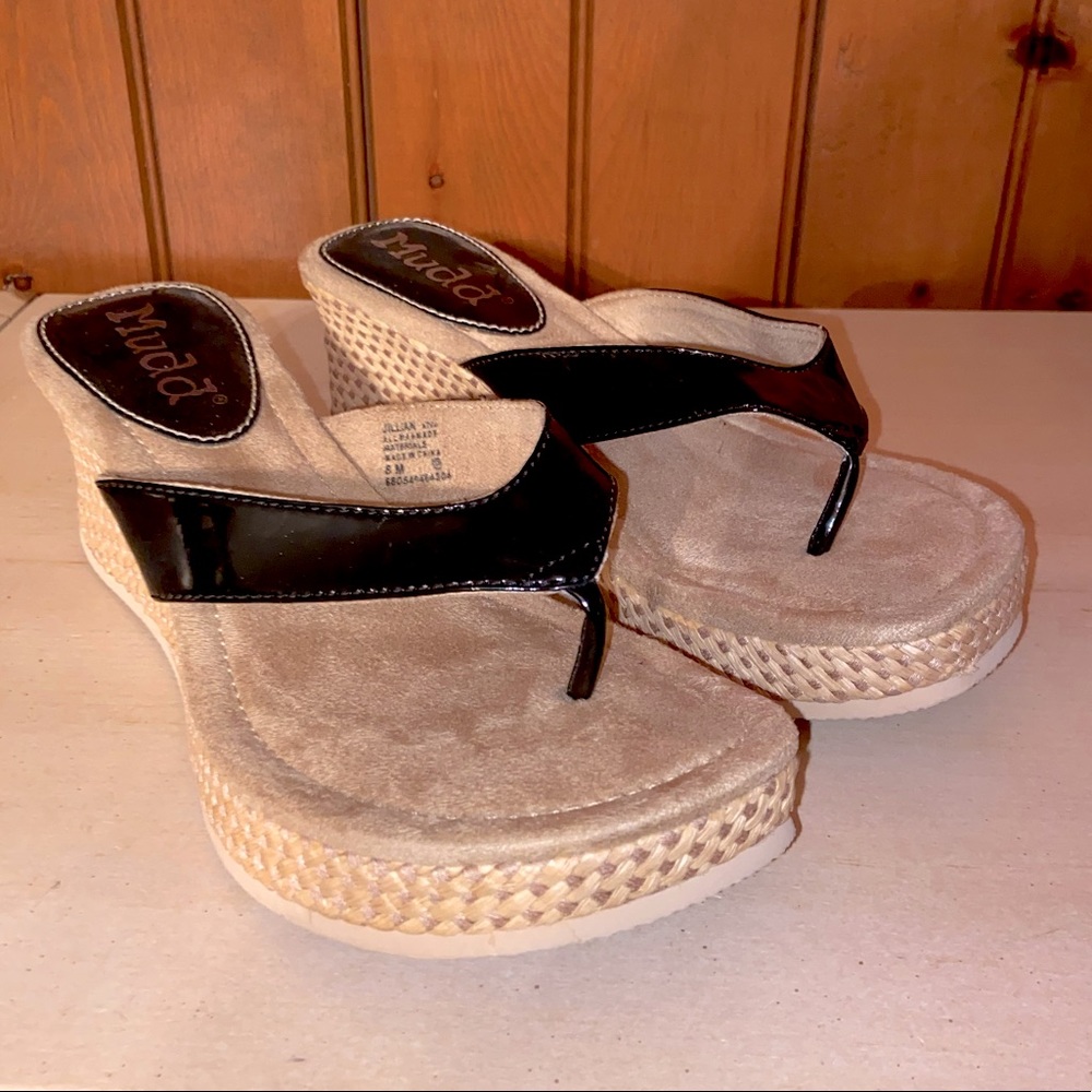 NEVER WORN Wedge Sandals